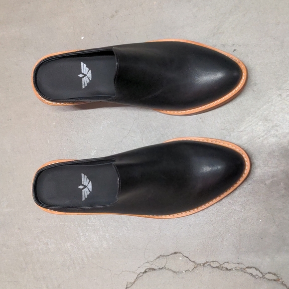 FORTRESS OF INCA Black Leather Michelle Mule  NWOT - Picture 2 of 9